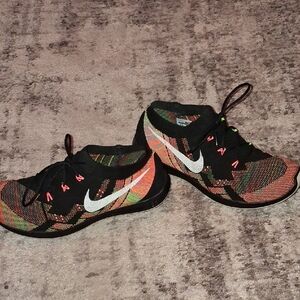 Women's NIKE Free 3.0 Flyknit Runnong Shoes Size 7.5
